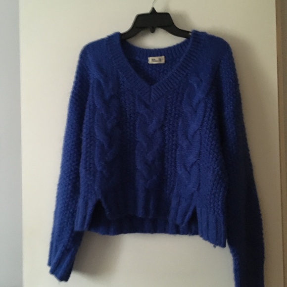 Baum Auf Pferdgarten Sweaters - BAUM UND PFERDGARTEN Blue Cable Knit Mohair Blend V Sweater L